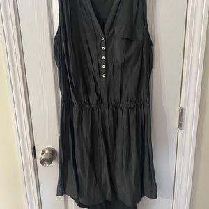 Express dress size L
